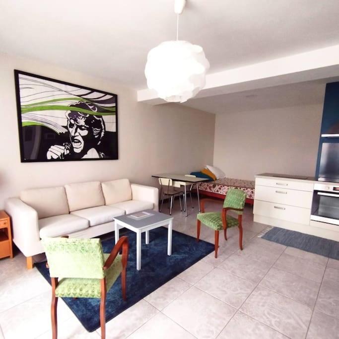 Apartment Appt 56m2 A 4mn Du Palais Jacques Coeur.