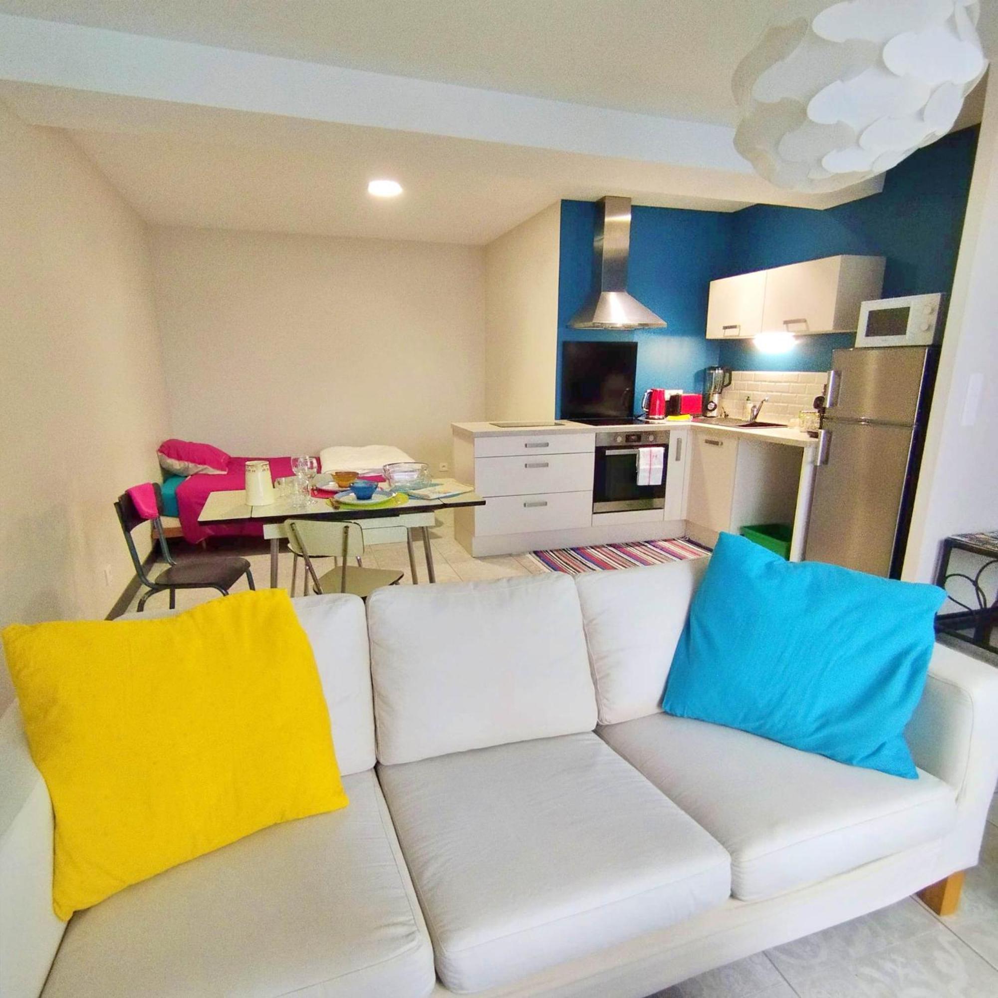 Appt 56m2 A 4mn Du Palais Jacques Coeur. *